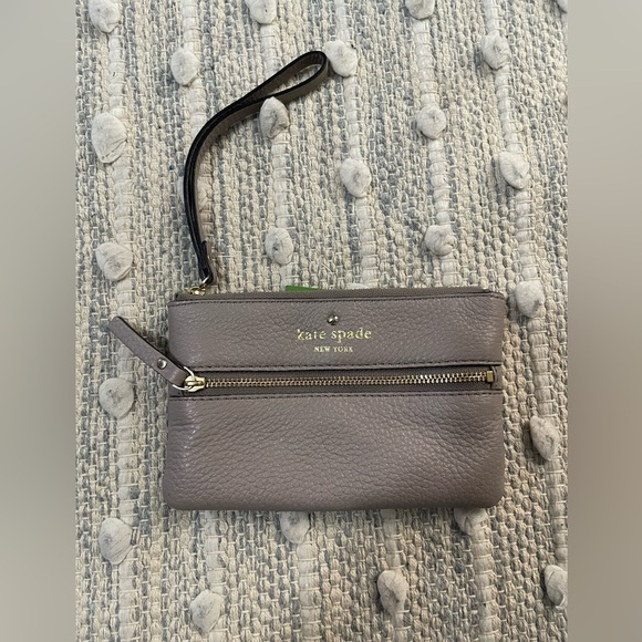 Kate Spade wallet with wristband NWT - Picture 1 of 6